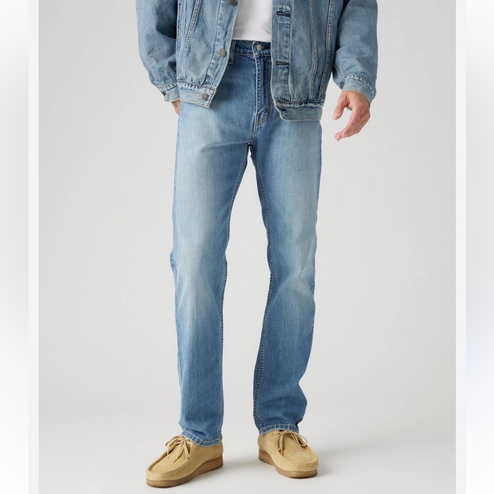 Levi’s 505 Regular Fit Straight Leg Jeans Light Wash Blue 36